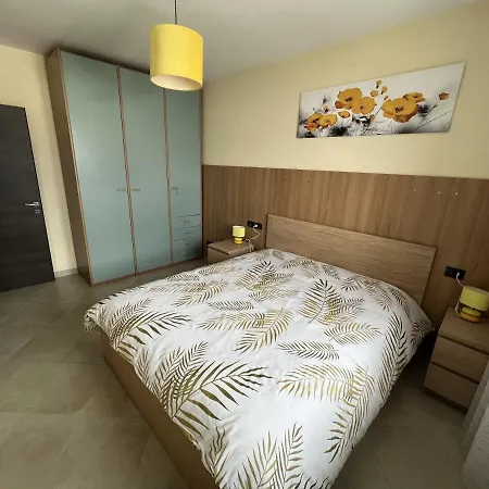 Apartment Casa Palmi - In